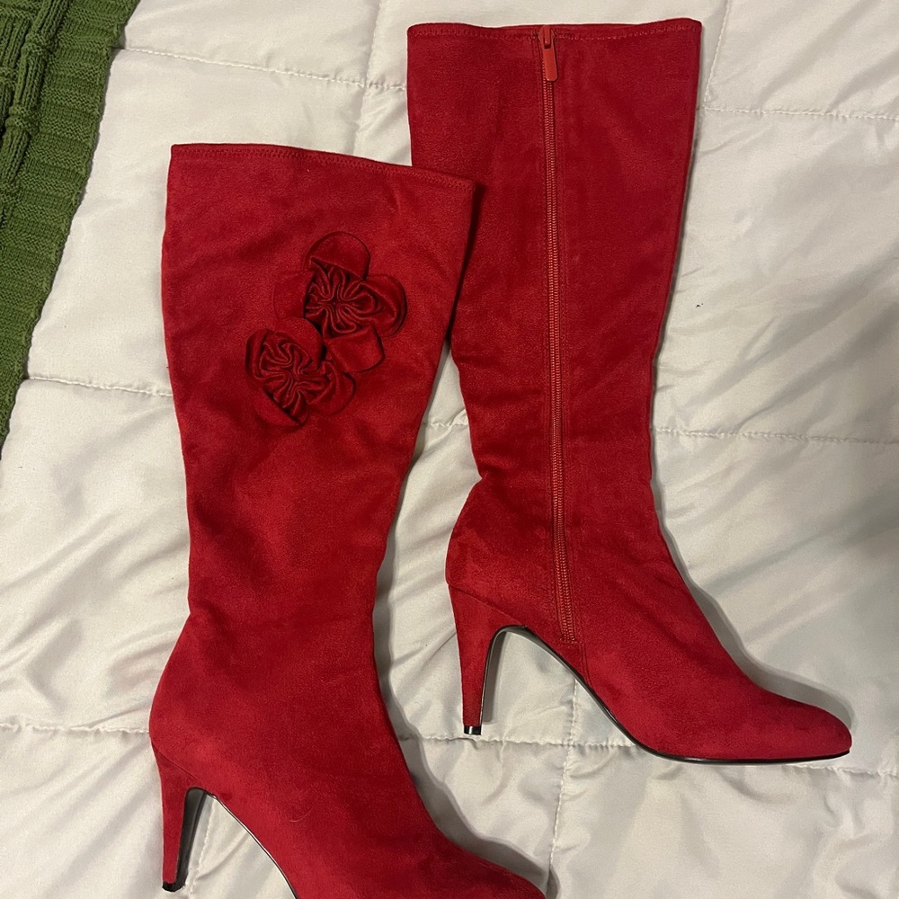 Red heeled boots size 8